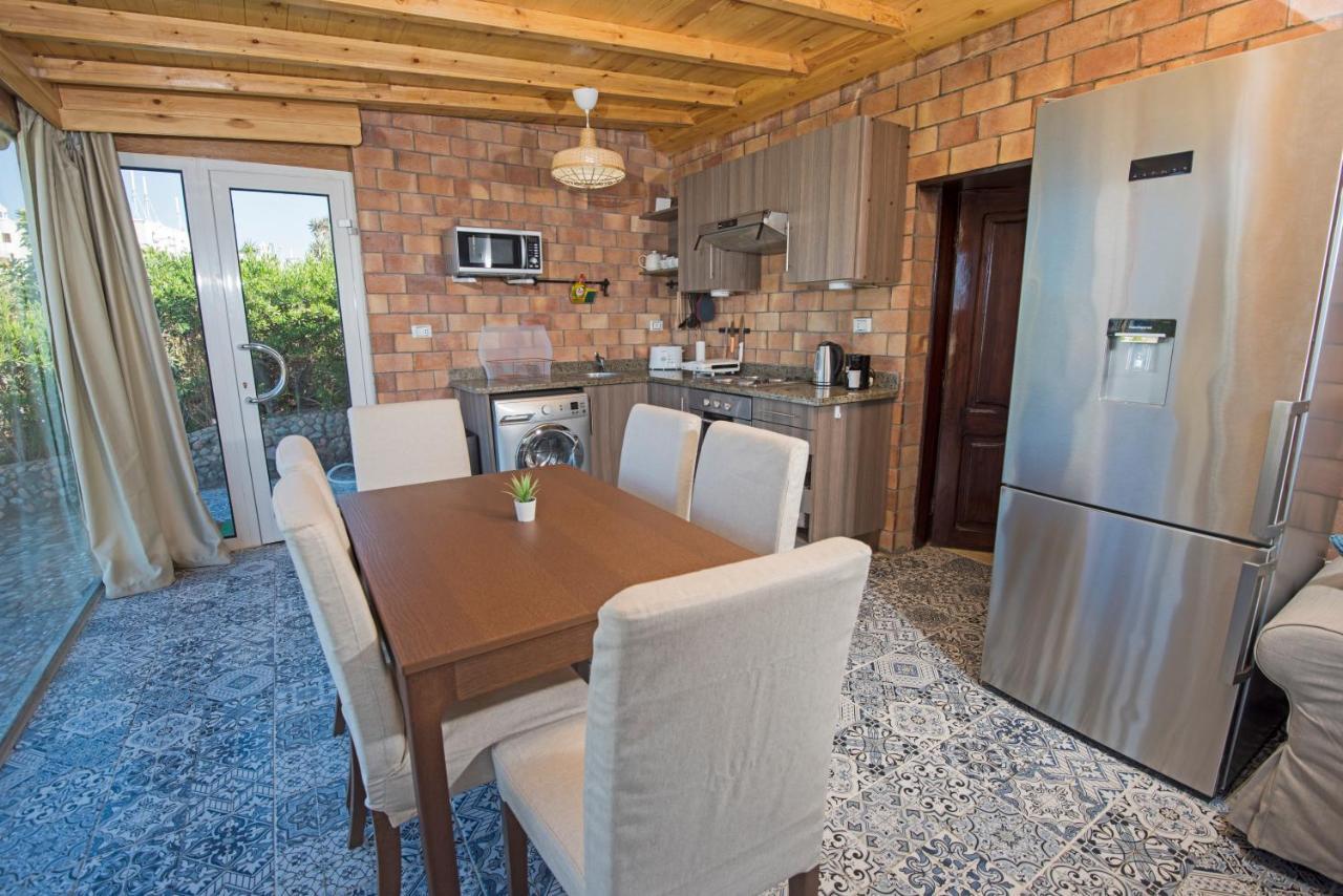 One Bedroom Chalet Managed By Lilly Apartments Gurdaka Kültér fotó