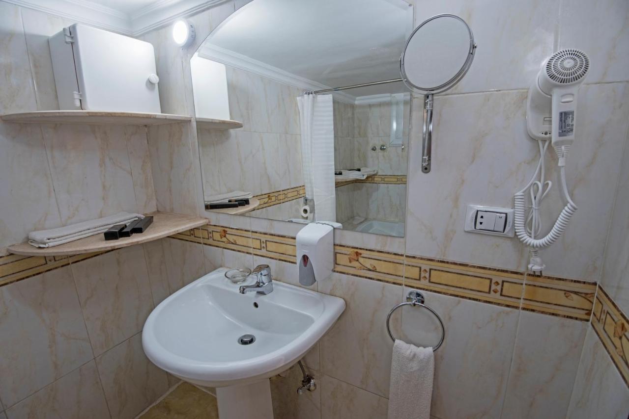 One Bedroom Chalet Managed By Lilly Apartments Gurdaka Kültér fotó